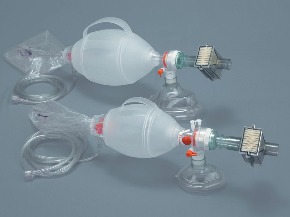 AMBU Bag SPUR II Infant Resuscitator w/Infant Mask & Oxygen Reservoir - AED  Superstore - 540912000, 540-212-000